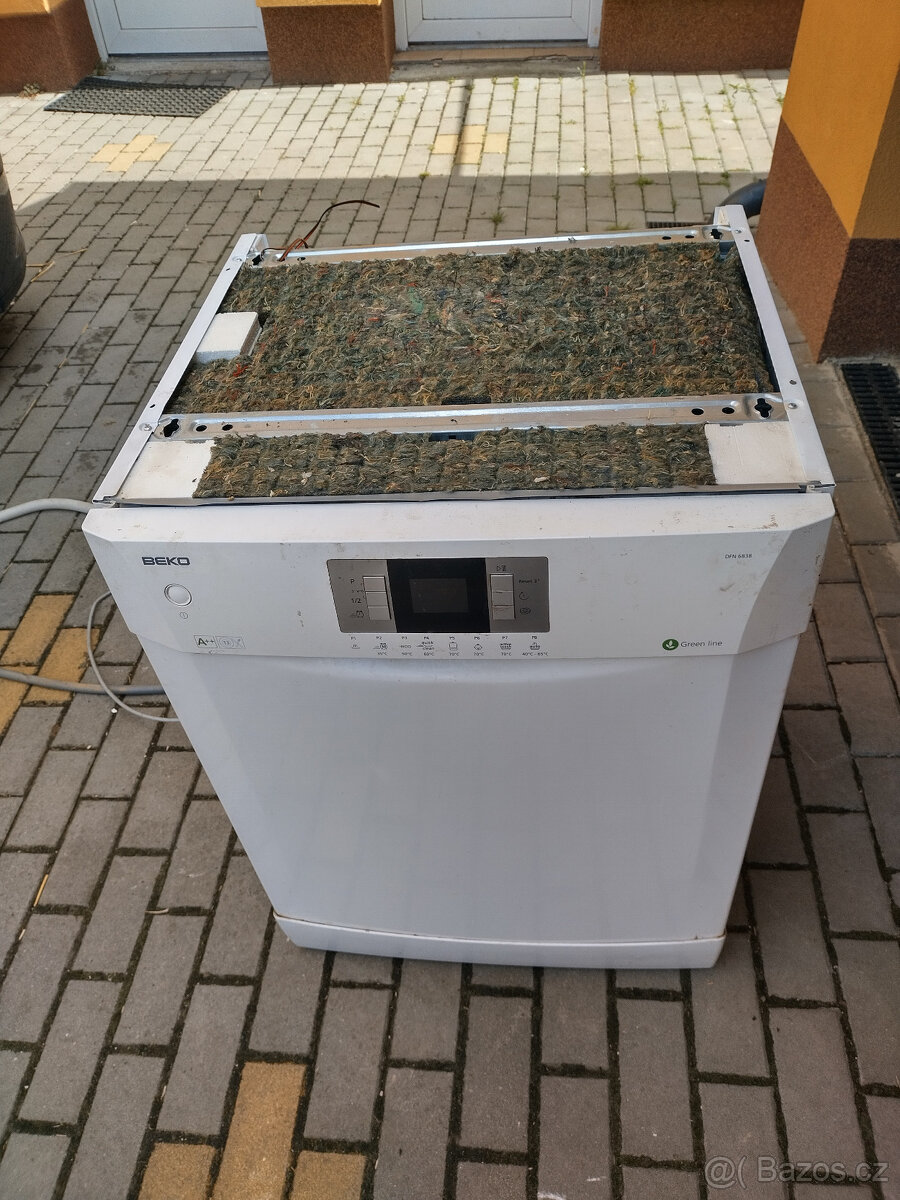 Myčka BEKO DFN 6838 - funkční
