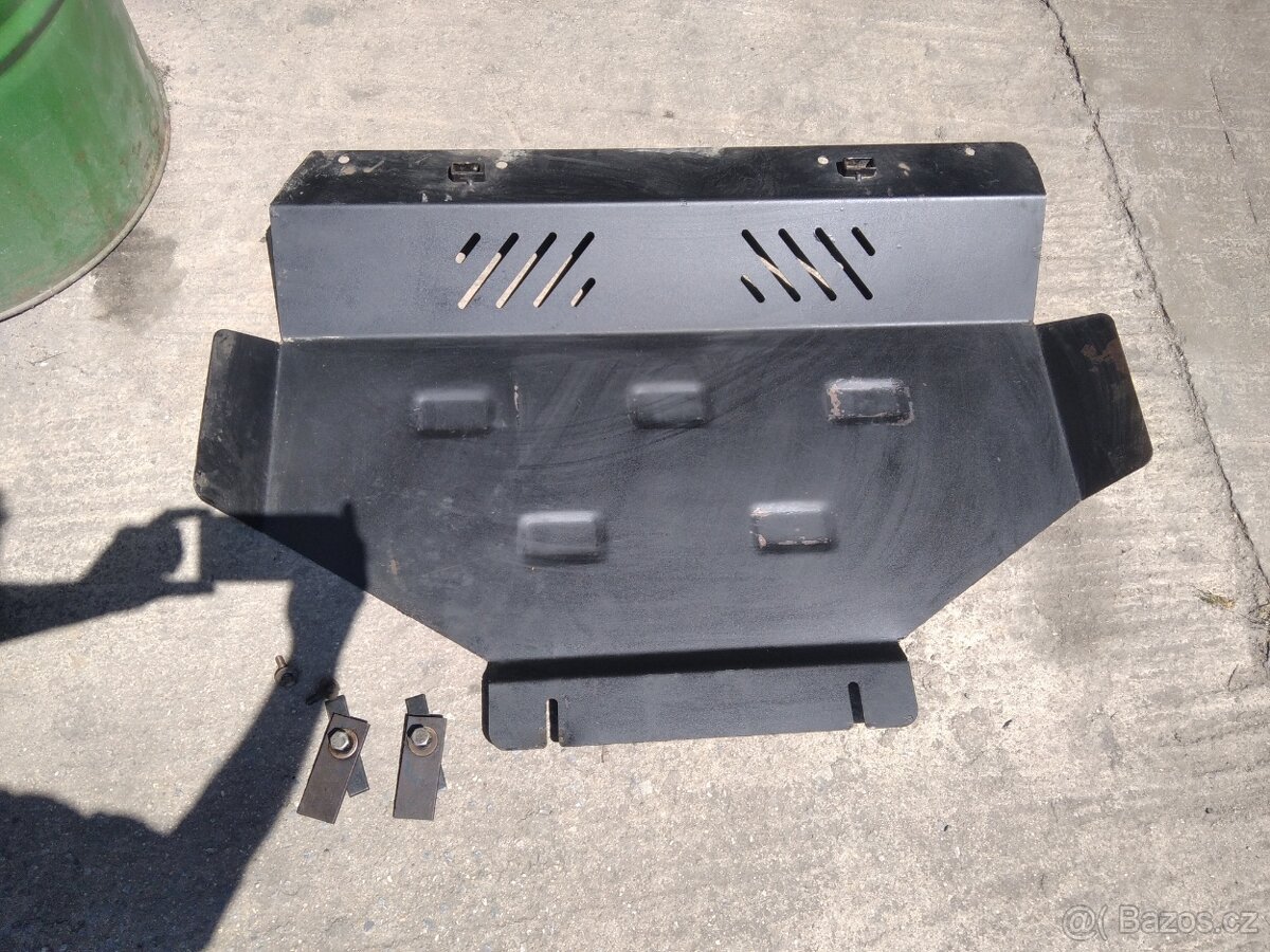 SUBARU FORESTER (SH_) Kryt pod motor