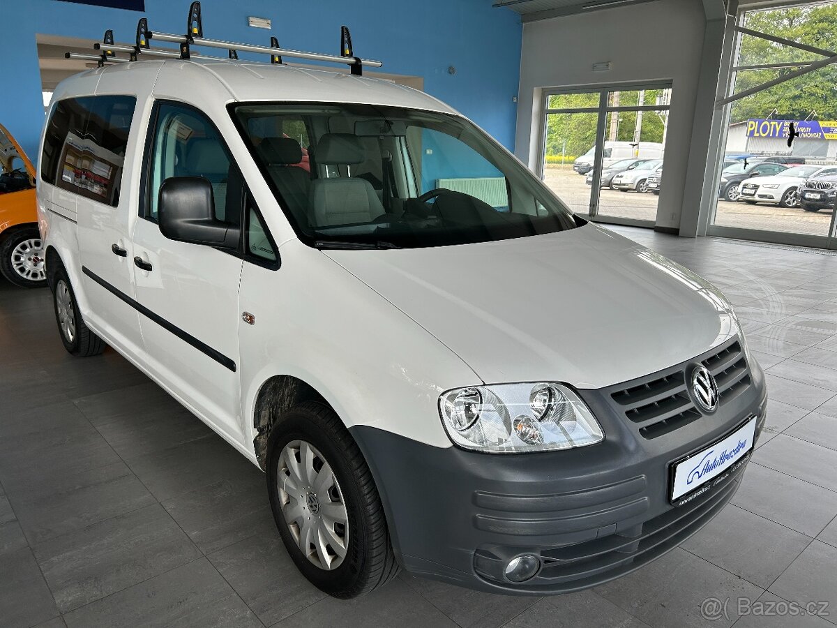 Volkswagen Caddy MAXI 1.6i 75kW, 5.MÍST, TAŽNÉ, SERVISKA