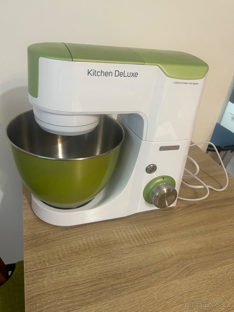 Prodám multifunkční kuchyňský robot Sencor