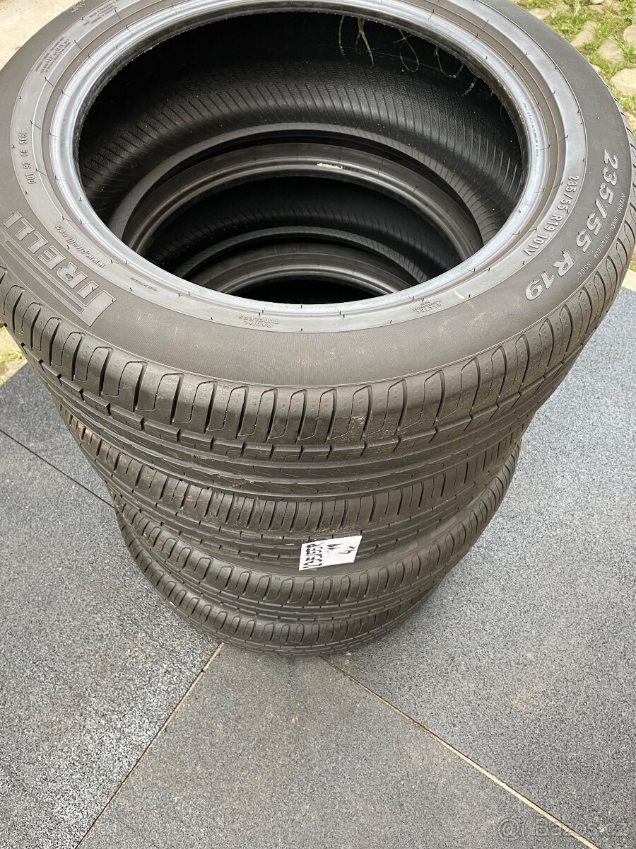Letní Pneumatiky Pirelli Scorpion verde 235/55/19
