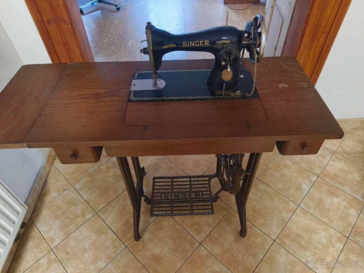 Šicí stroj Singer