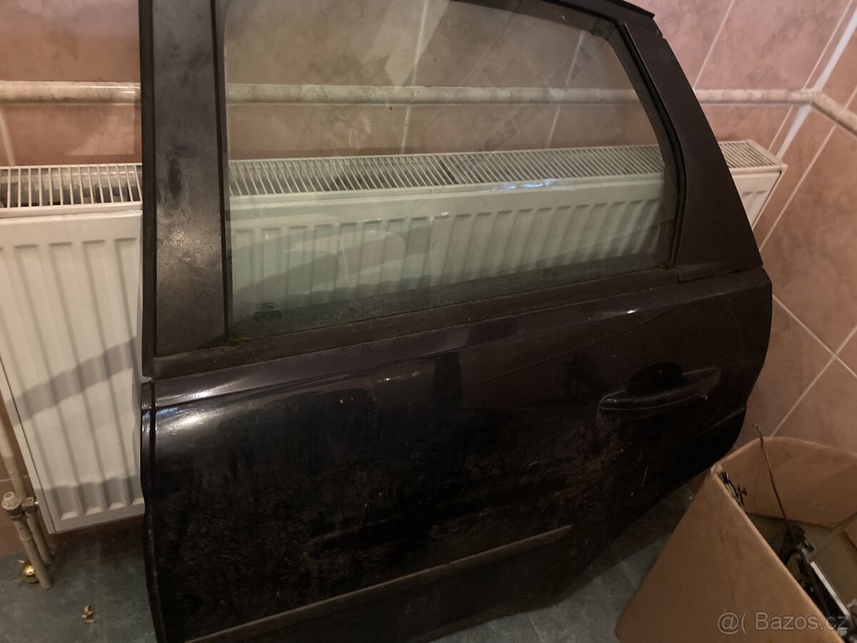 FORD Focus 2008-11 dvere,z.vrata