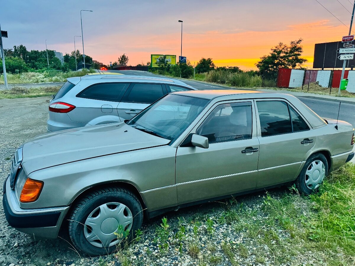 Prodám Mercedes-Benz w124
