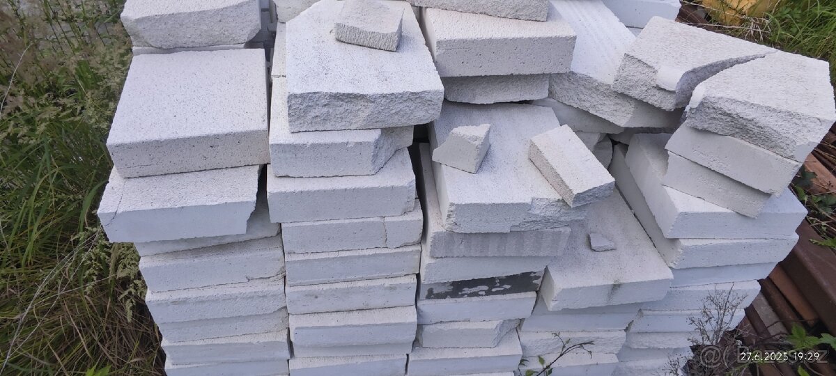 Stavební nářadí a materiály
