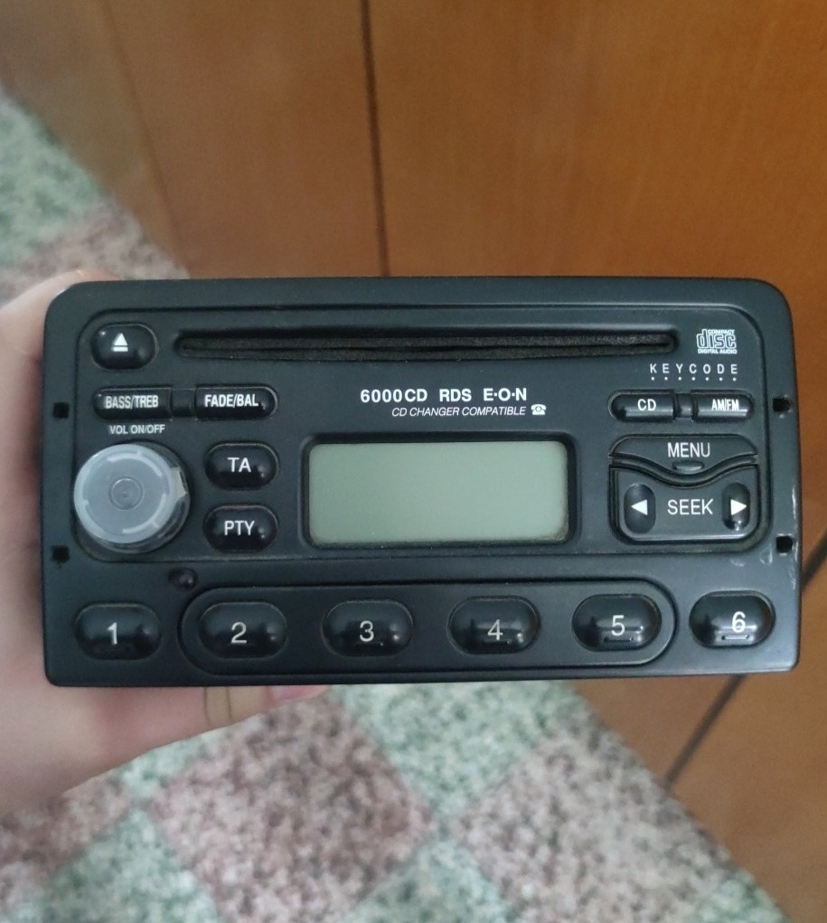 Rádio Ford Focus mk1