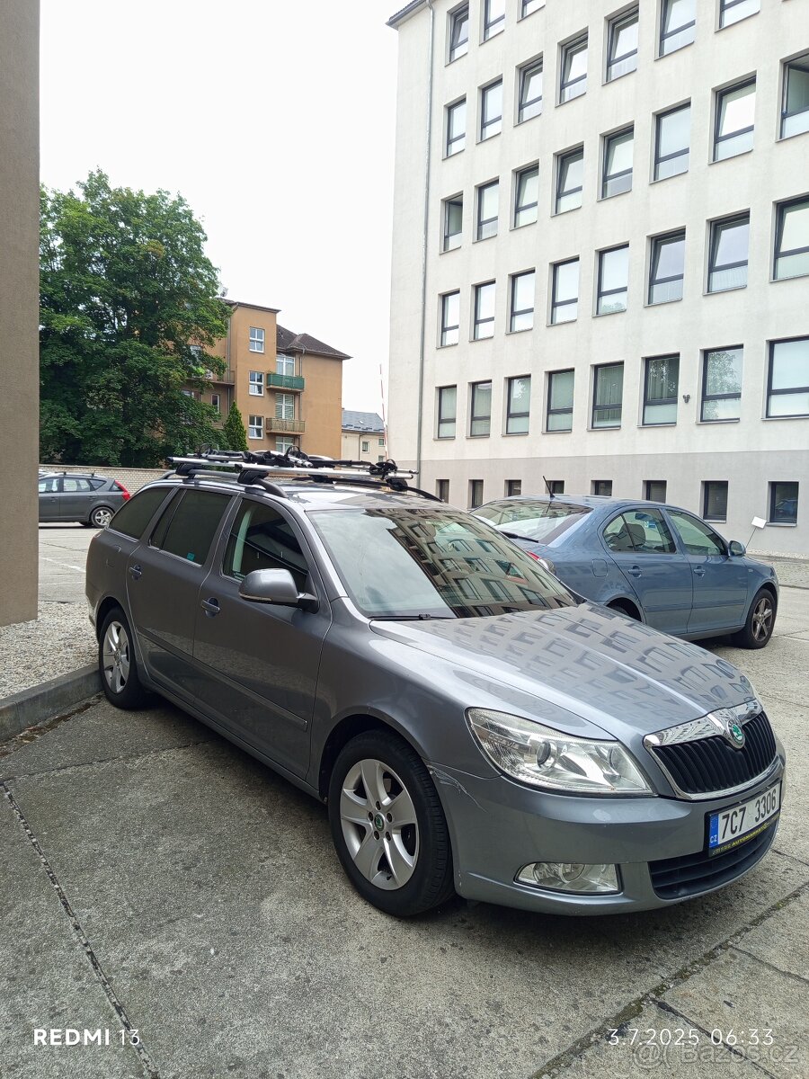 Škoda Octavia 1.4 TSI Ambiente ČR, serviska