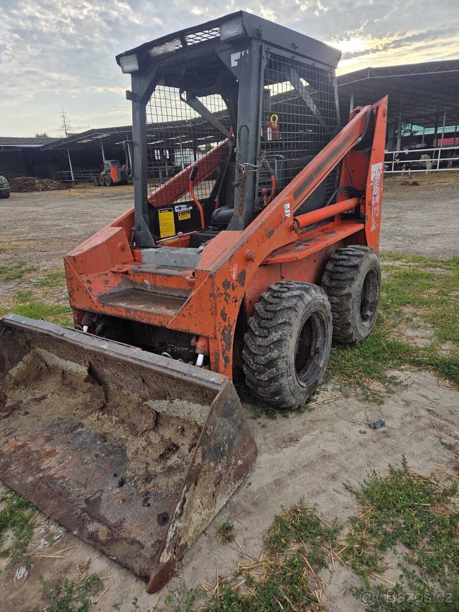 Nakladač Bobcat Thomas T 173