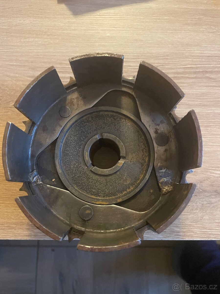 Jawa ČZ koš spojky.125/175-476,477,487,488,180