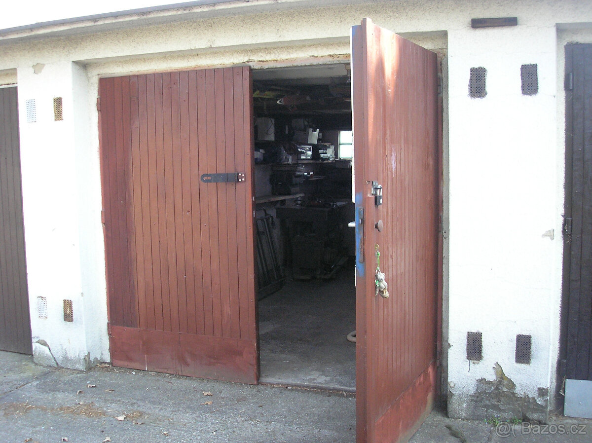 Prodám zděnou řadovou garáž - Otrokovice Štěrkoviště