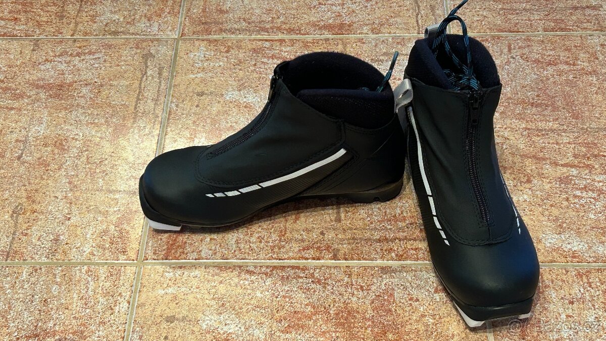 INOVIK CLASSIC 150 NNN - vel. 36