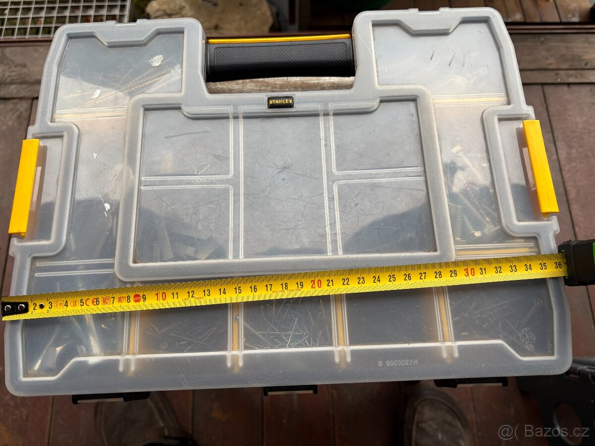 Organizér na drobné díly,šroubky,matice atd. BEZ SPOJOVÁKU