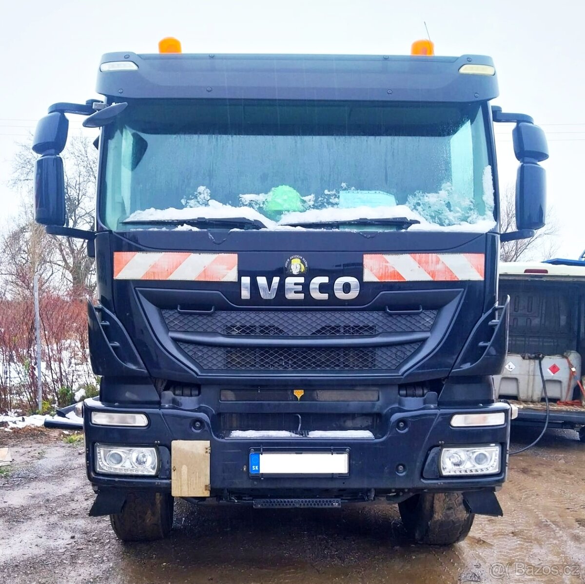 2016 sklápěč 8x4 Eur6 Iveco Trakker 450 S3 automat