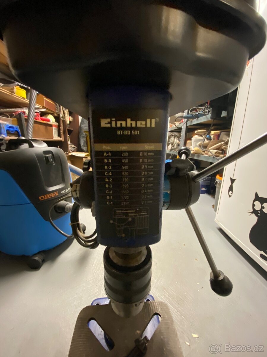 Staojanová vrtačka