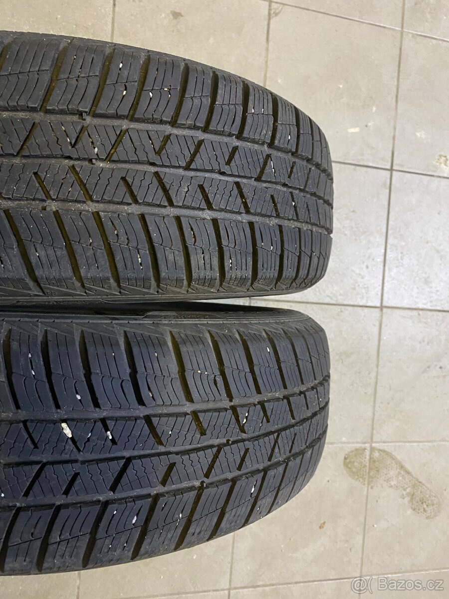 Pneu 185/60/15