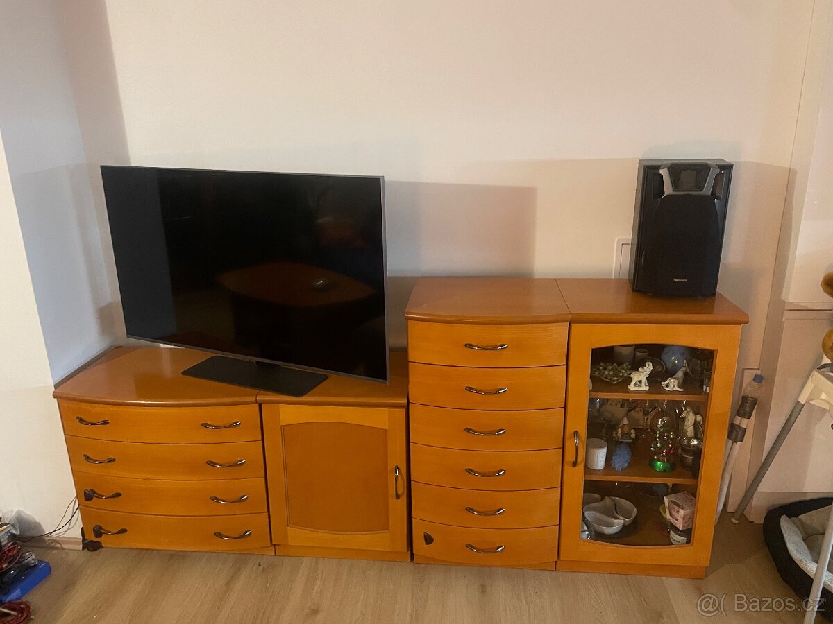 Reprezentační nábytek