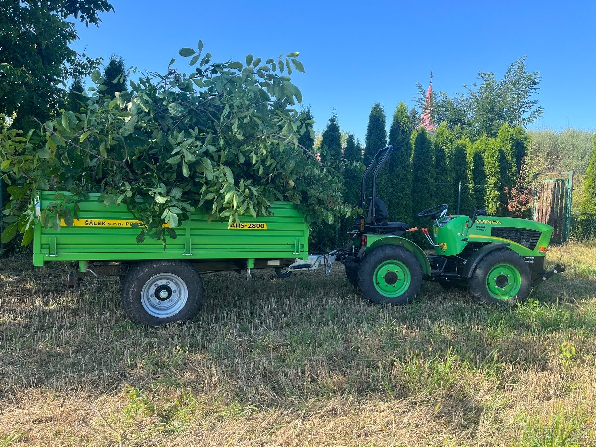 Kloubový malotraktor Winea Prostejov