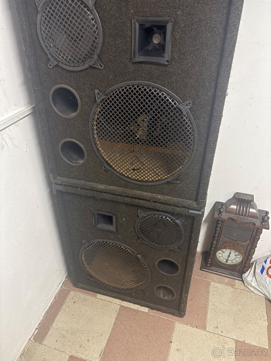 2ks 3pasmovych reproboxu bez basoveho repra