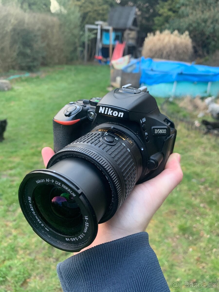Nikon D5600 + objektiv 18-55mm