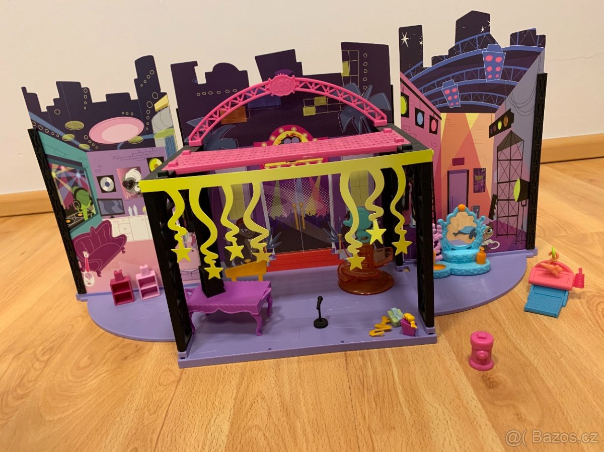 Domek Little Pet Shop - otevírací boční části