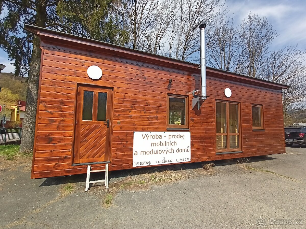 Tiny house