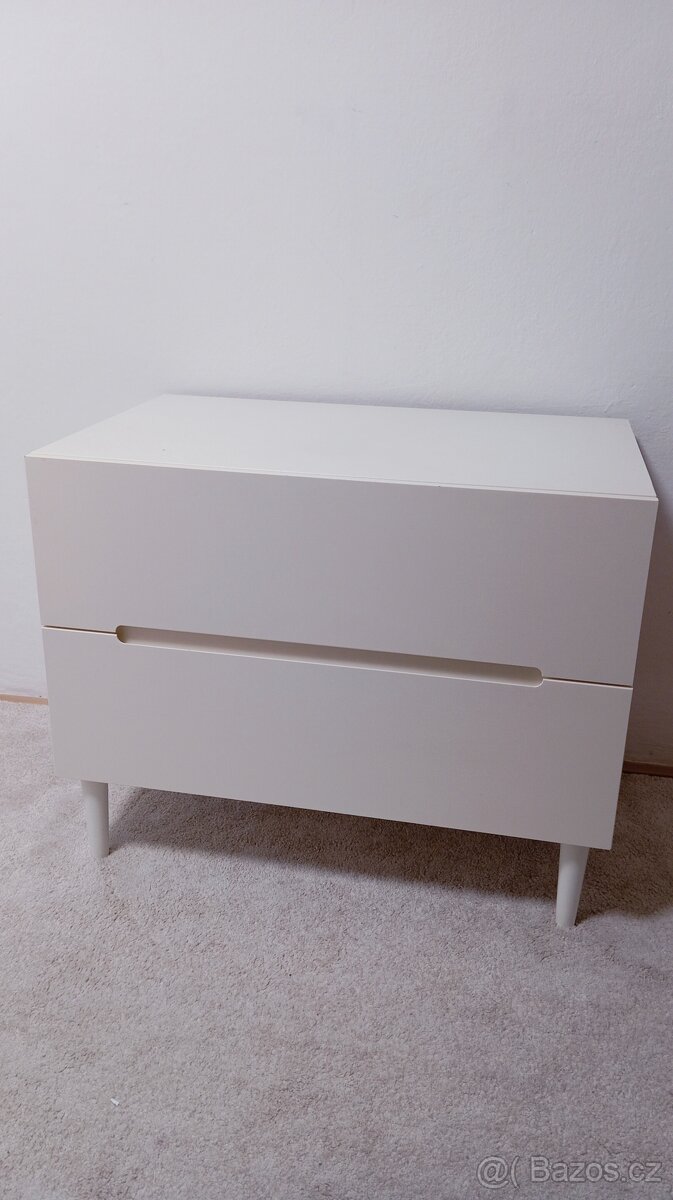 Komoda IKEA, pevná, pěkná
