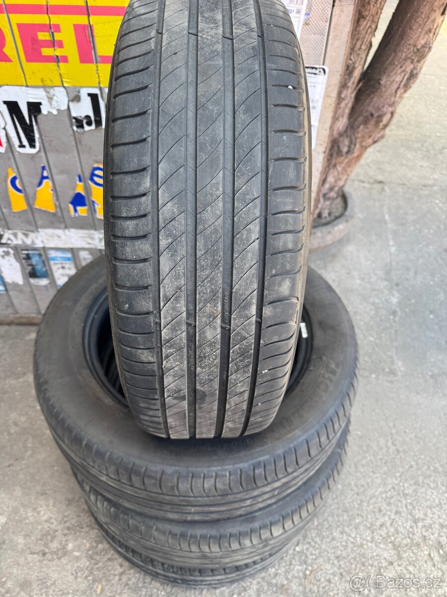 215/60r17 Michelin