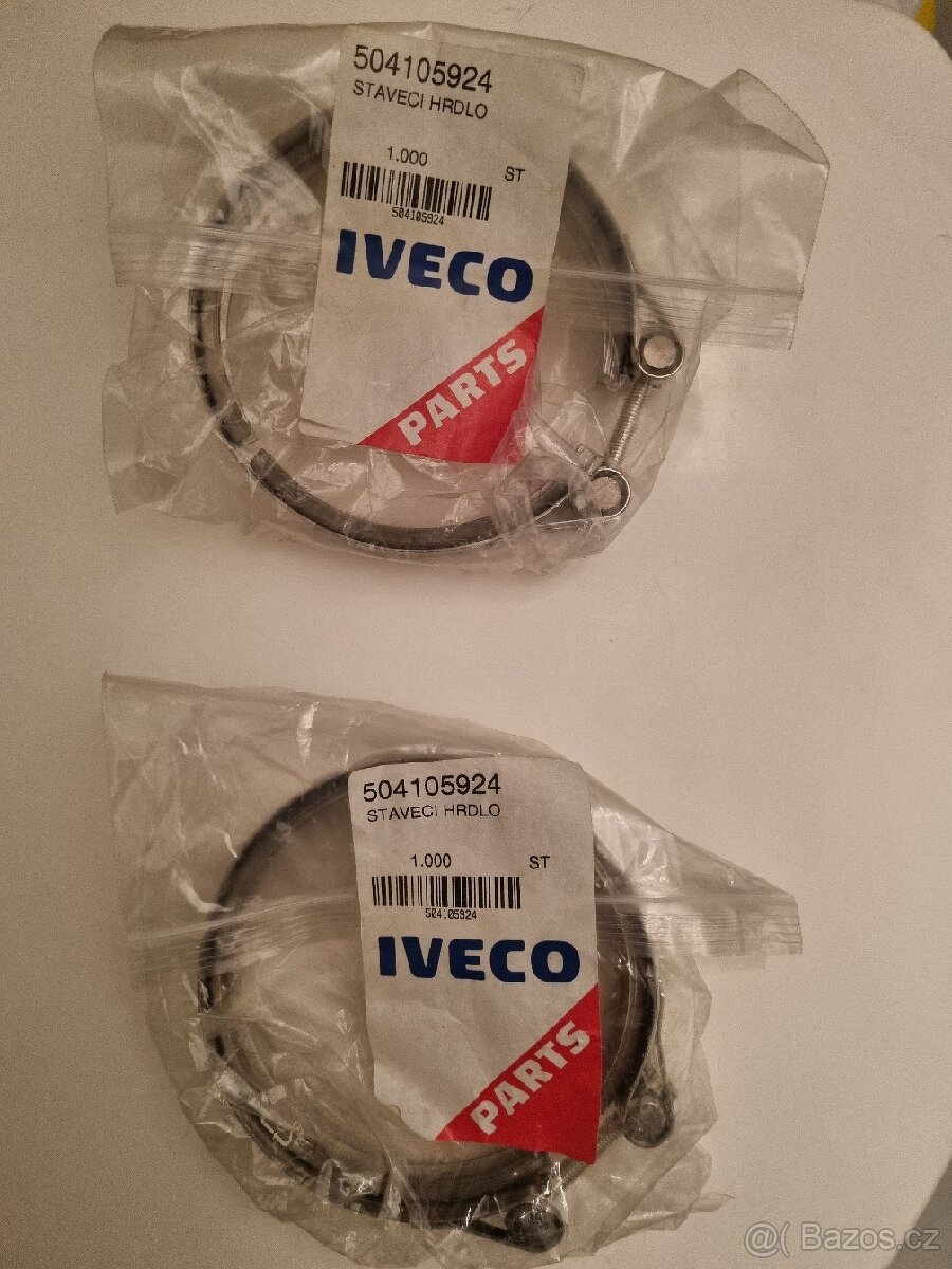 Objímka trubky výfuku Iveco