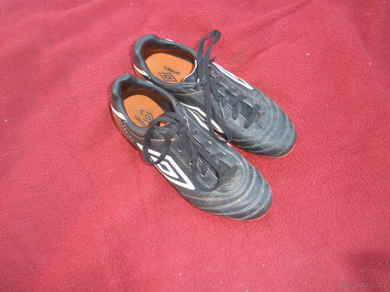 prodám dětské kopačky umbro