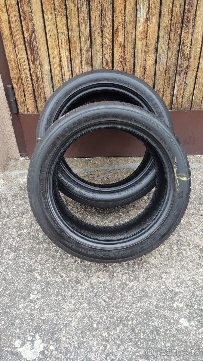2ks letni pneu Dunlop 225/45-17 okolo 4-5mm