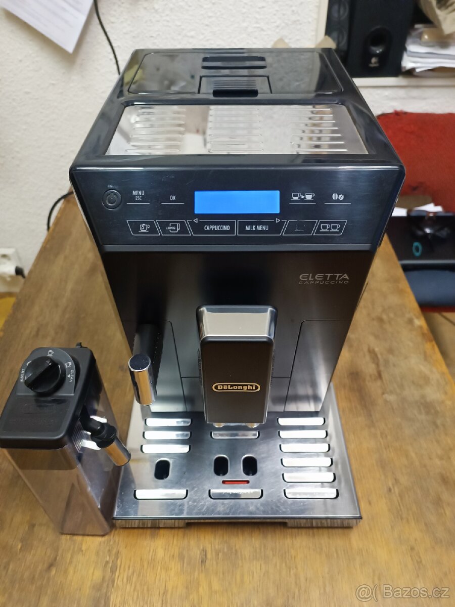 Automatický kávovar DéLonghi Eletta