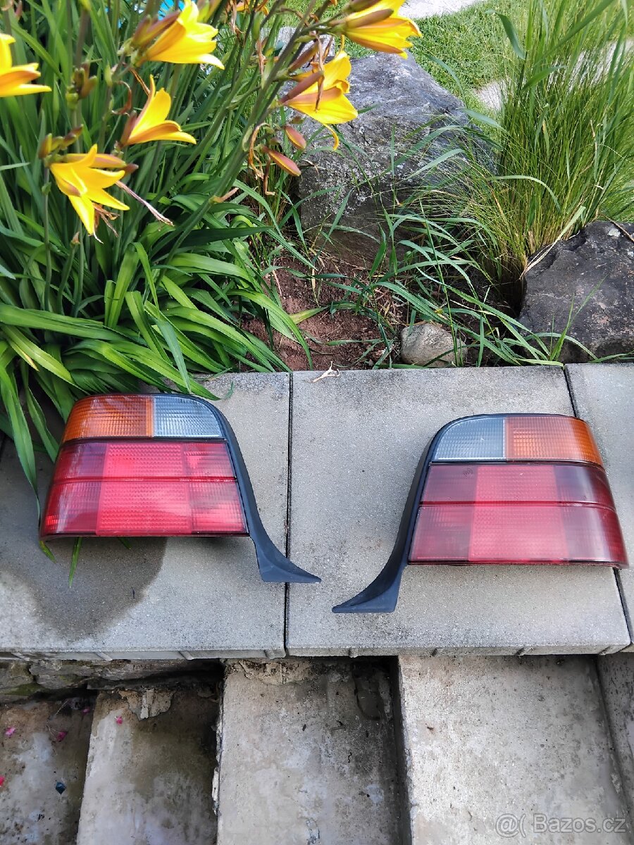 Zadní světla BMW e36 touring