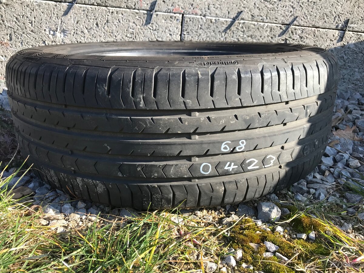 225/55R17 ContiPremiumContact 5 Continental