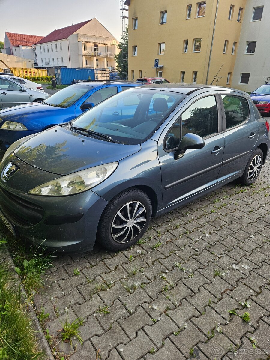 Peugeot 207