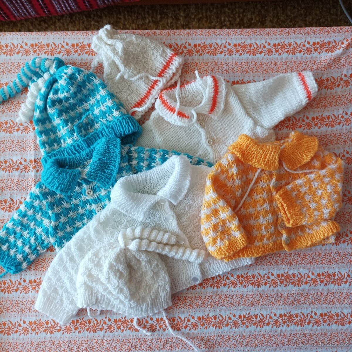 Oblečky na panenku 45 cm