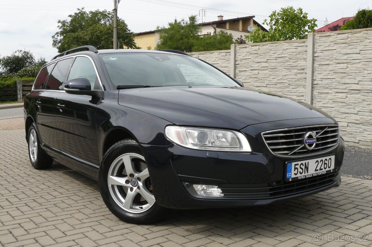 VOLVO V70, 2.0 D3, 110kW, MOMENTUM, XENONY, LED, NAVI, ALU