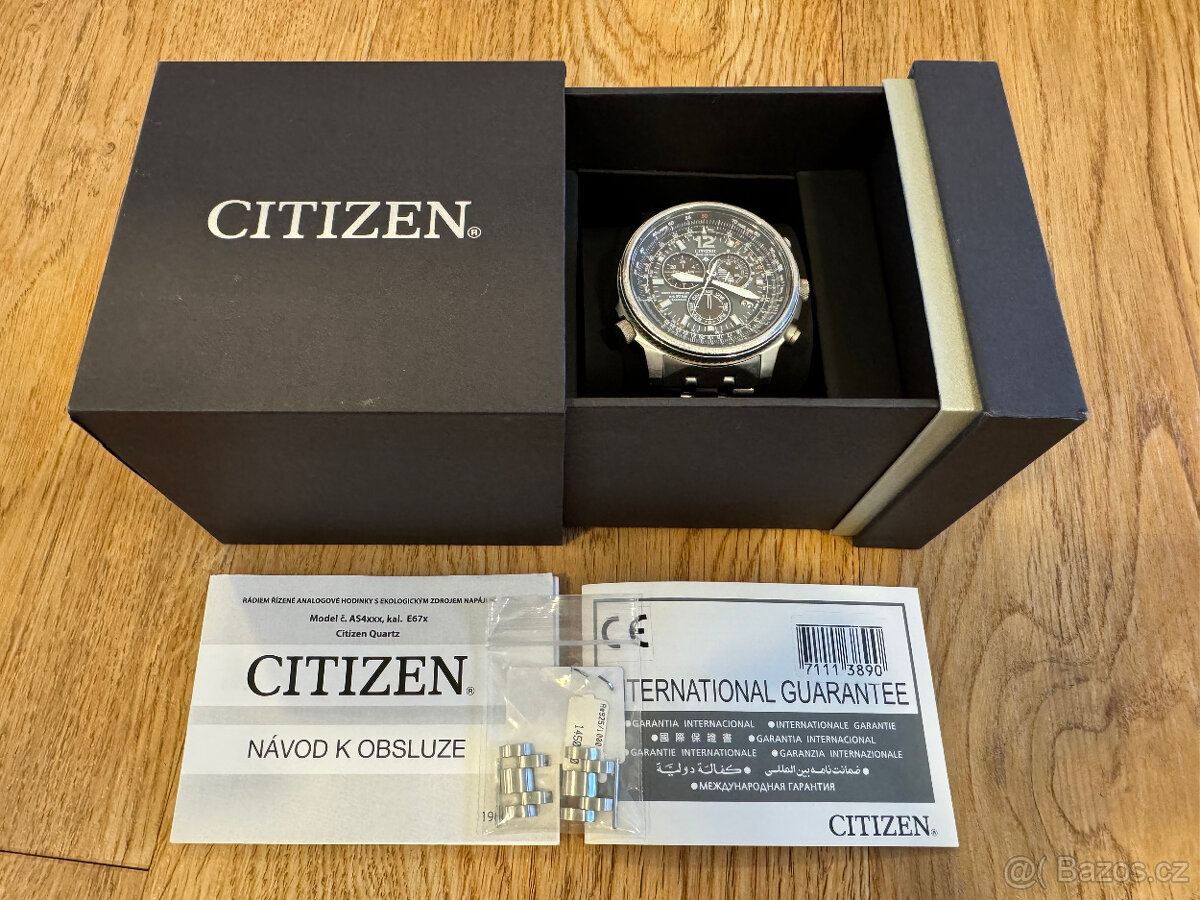 Prodám hodinky CITIZEN AS4020-52E