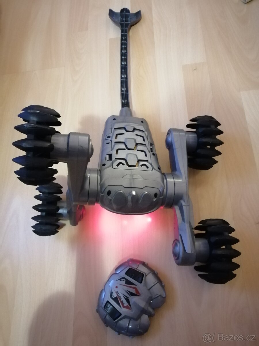 Monster na dálkové ovládání