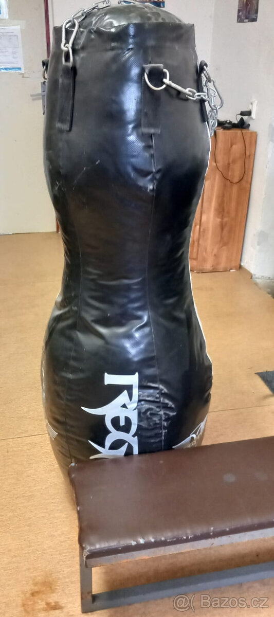 Boxovací pytel a rukavice Pěkný stav
