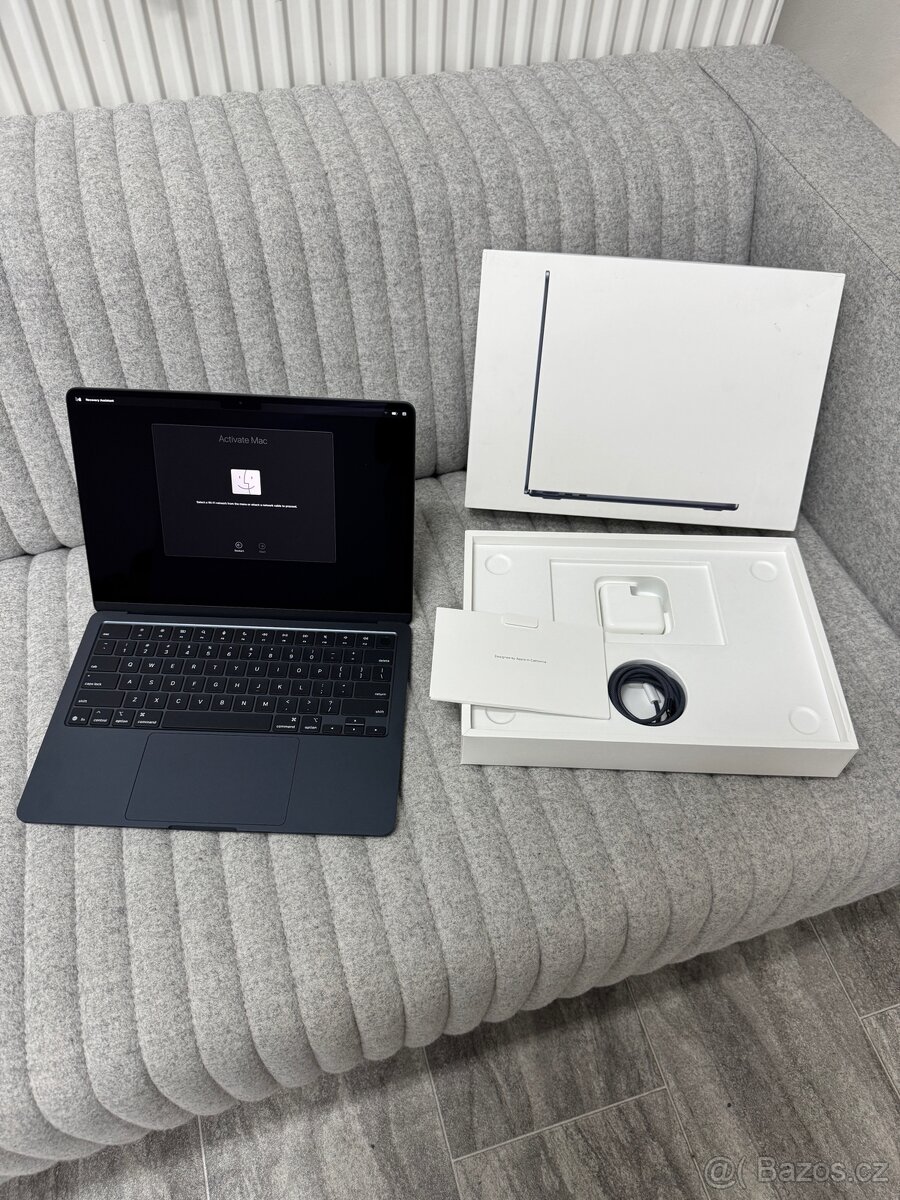 MacBook Air 13,6'' Midnight M4 16/256 2025