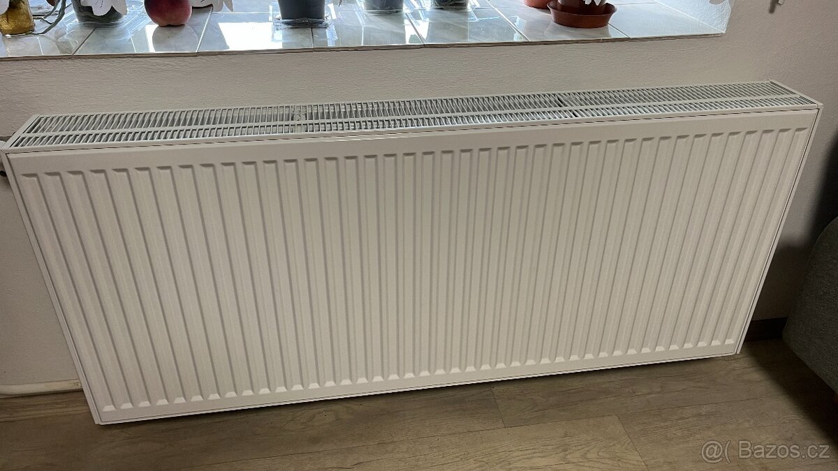 Nový radiátor 33 x 60 x 140