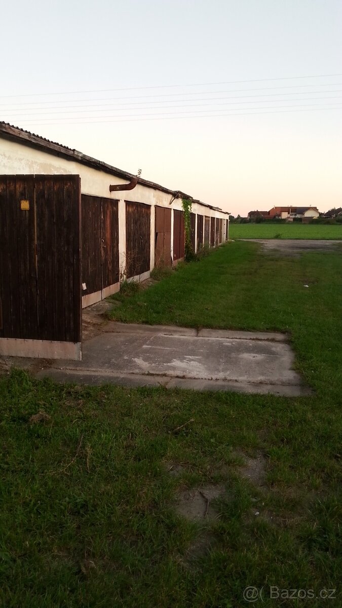 Nájem garáže s elektřinou Plavská České Budějovice