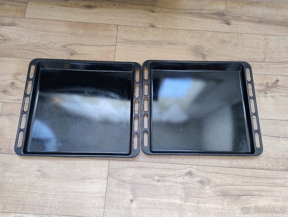 Plechy na pečení