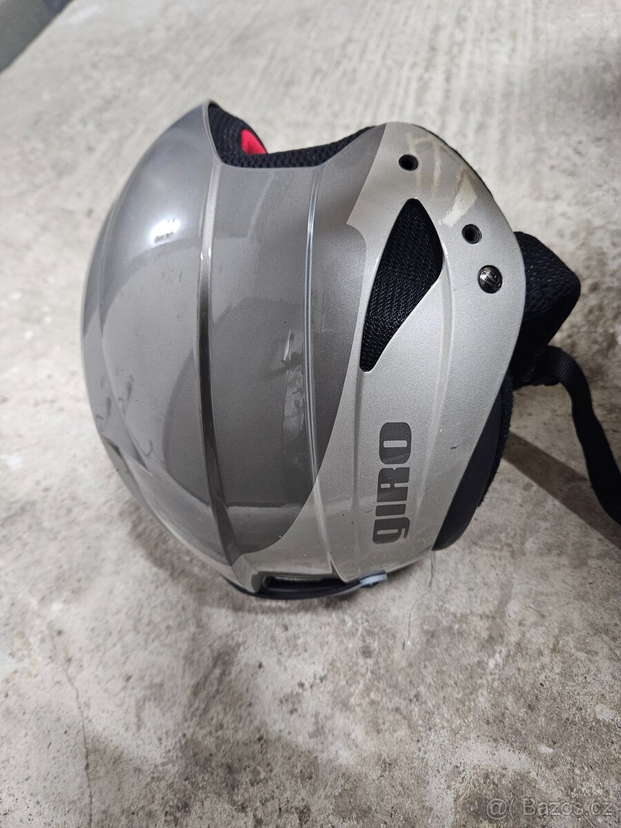 Dětská lyžařská přilba