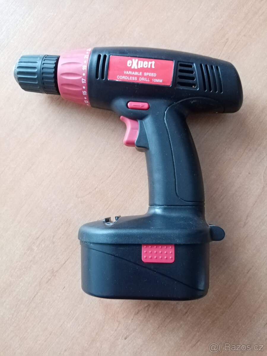 Aku šroubovák Expert 18 voltů