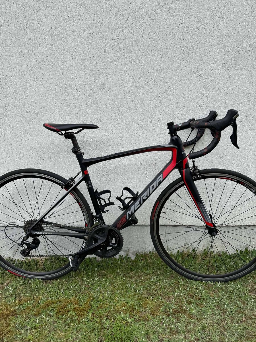 Silniční kolo Merida Ride 4000 – karbon, Shimano 105, vel. S