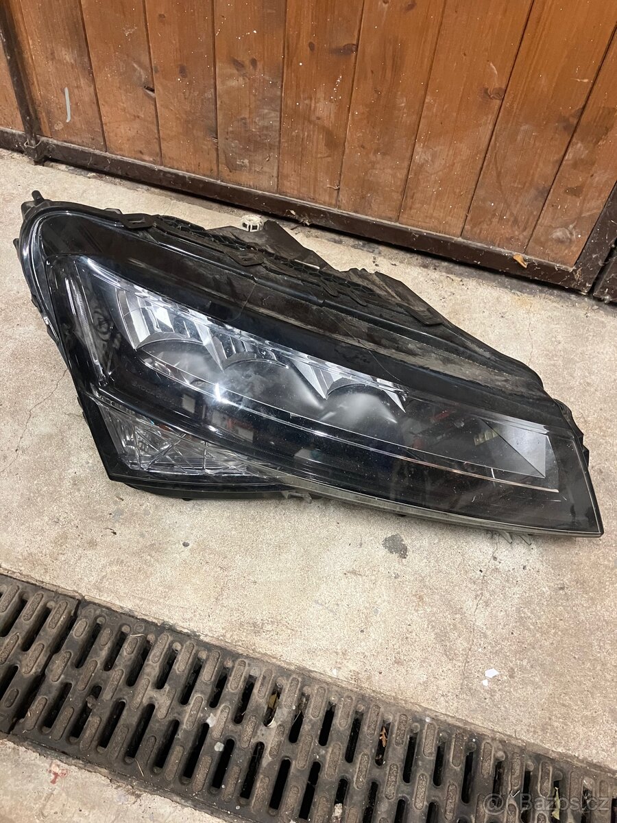 Led světlo Škoda Superb 3