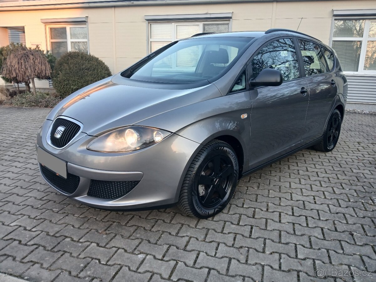 NÁDHERNÉ MPV SEAT ALTEA XL 1.9 TDI-77 KW-1.MAJ.-172.TIS.KM