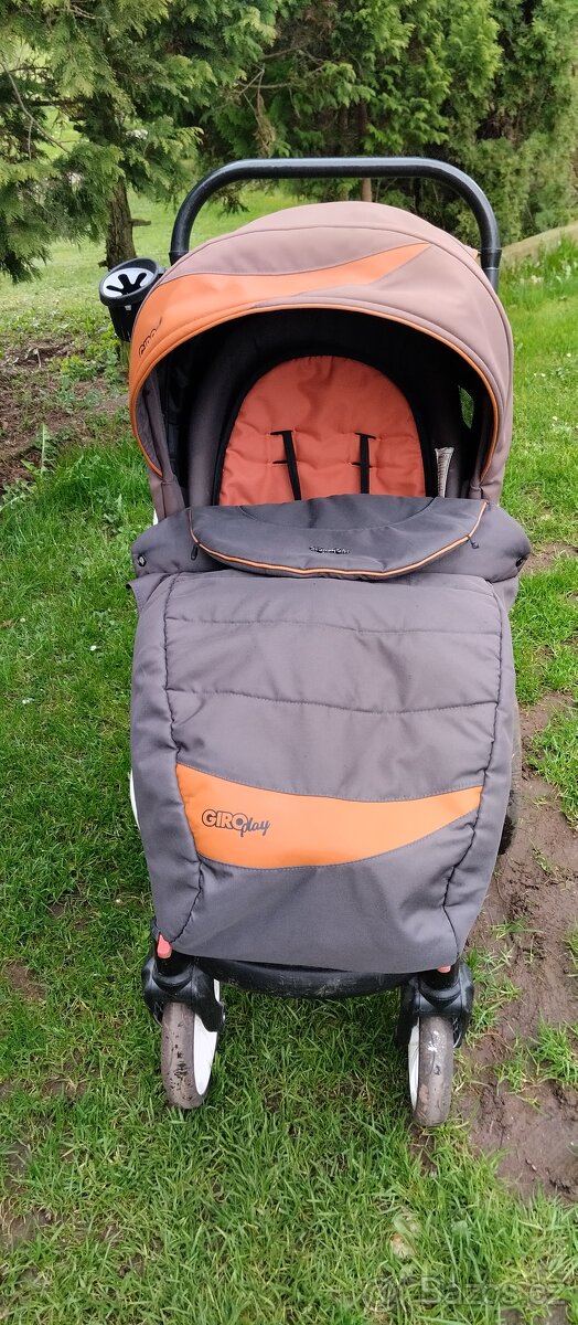 Sportovní kočárek HAPU