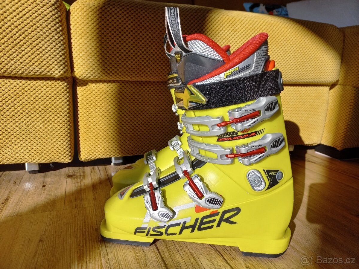Prodám lyžáky Fischer vel.38